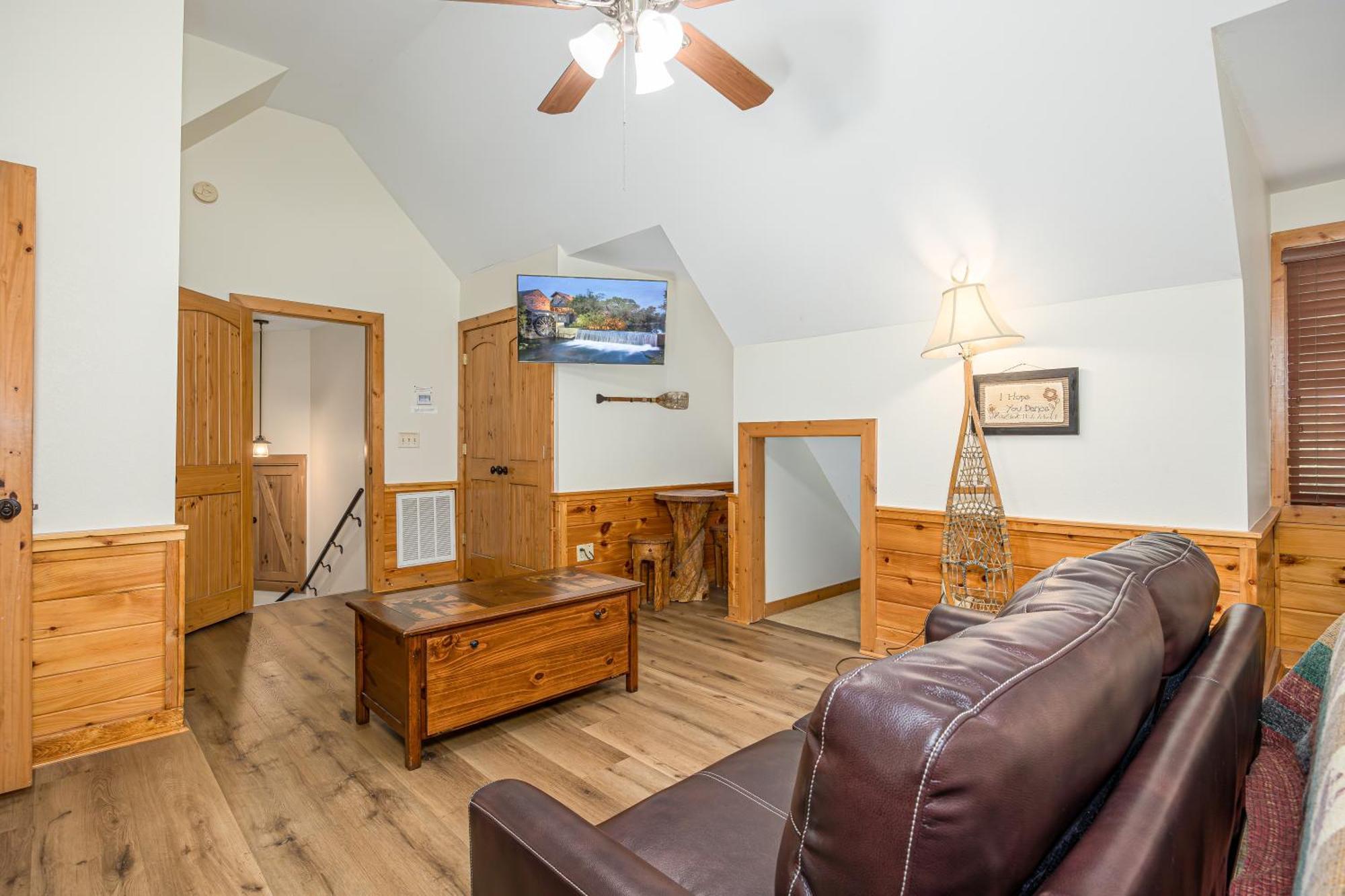 Five Bears Mountain View Lodge 세비어빌 외부 사진